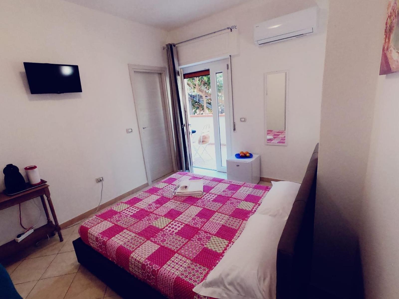 アルゲーロ Da Umby Bed & Breakfast エクステリア 写真