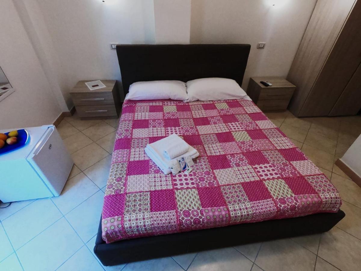 アルゲーロ Da Umby Bed & Breakfast エクステリア 写真